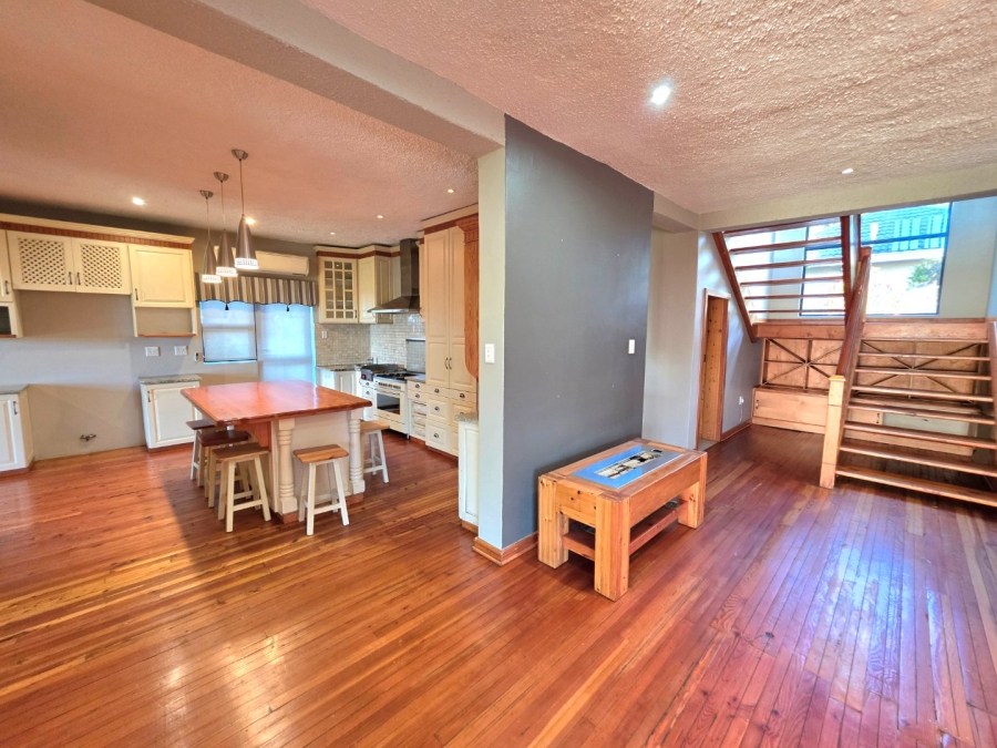 4 Bedroom Property for Sale in Eureka Free State
